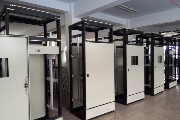 冯坡镇控制箱-控制箱的合理布置方法